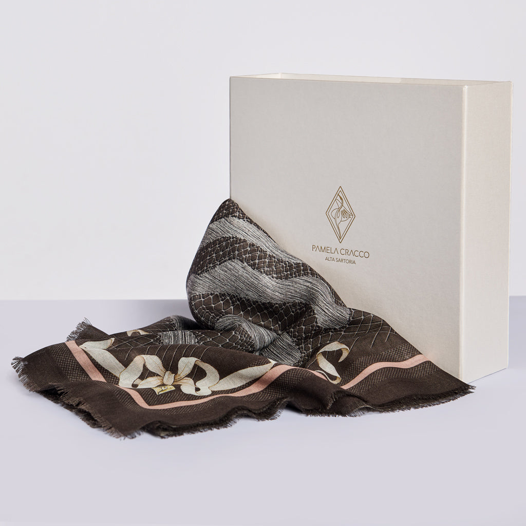 AMOR FATI Zebra Shawl (Brown)