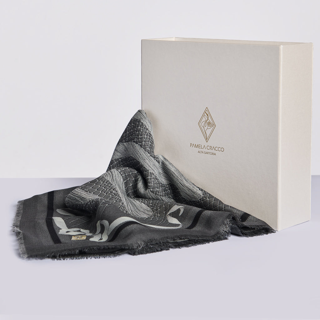 AMOR FATI Zebra Shawl (Dark Grey)